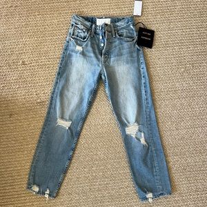 Mother “the tomcat” jeans size 24. Brand new never worn.